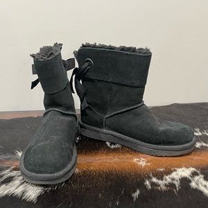 Girls Black BearPaw Bow Boots 13